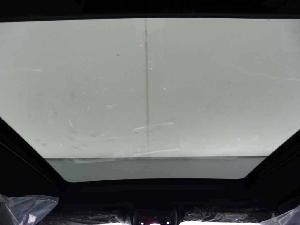 PEUGEOT 2008 1.2 HYBRID 145CH GT E-DCS6 - ref: 70206 - Photo 17