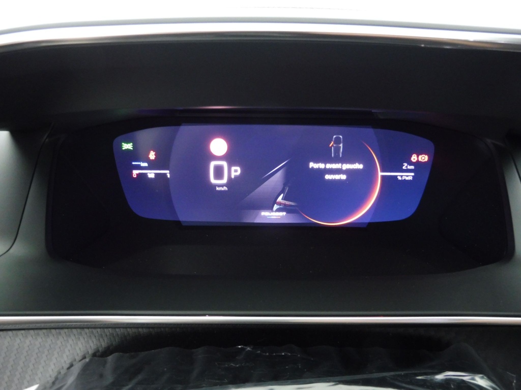PEUGEOT 2008 1.2 HYBRID 145CH GT E-DCS6 - ref: 70206 - Photo 9