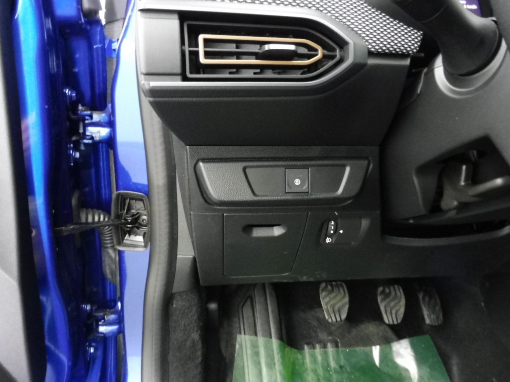 DACIA SANDERO 1.0 TCE 90CH STEPWAY EXPRESSION - ref: 70221 - Photo 8