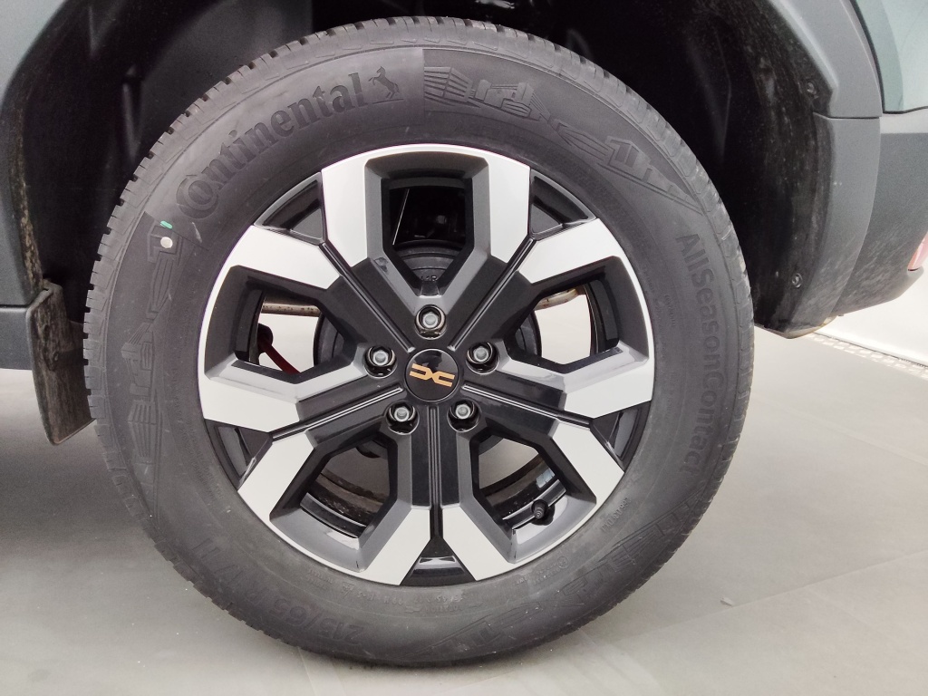 DACIA DUSTER 1.2 TCE MILD HYBRID 130CH EXTREME 4X4 - ref: 70257 - Photo 11