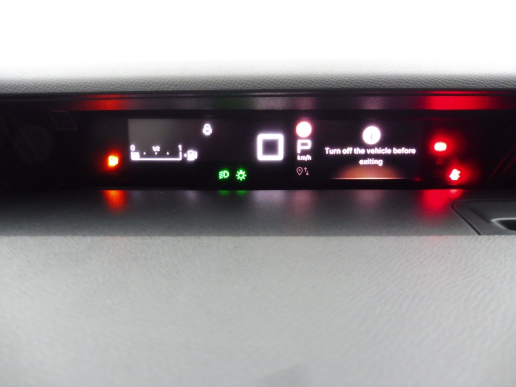 CITROEN C3 Aircross 1.2 HYBRIDE 136CH MAX E-DCS6 - ref: 70266 - Photo 9