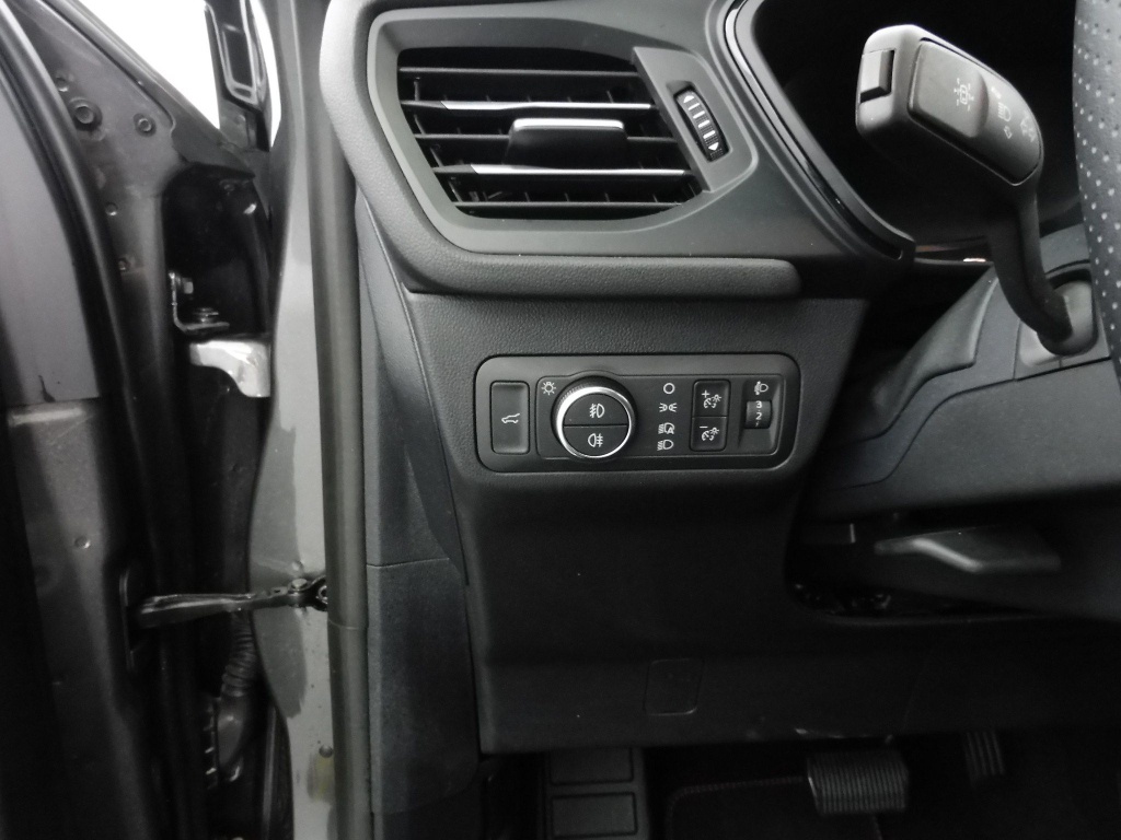 FORD Kuga 2.0 TDCI 120CH ST-LINE POWERSHIFT - ref: 70363 - Photo 8
