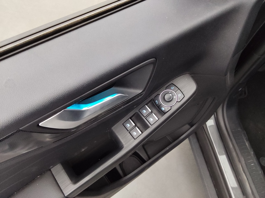 FORD KUGA 2.0 TDCI 120CH ST-LINE POWERSHIFT - ref: 70366 - Photo 18