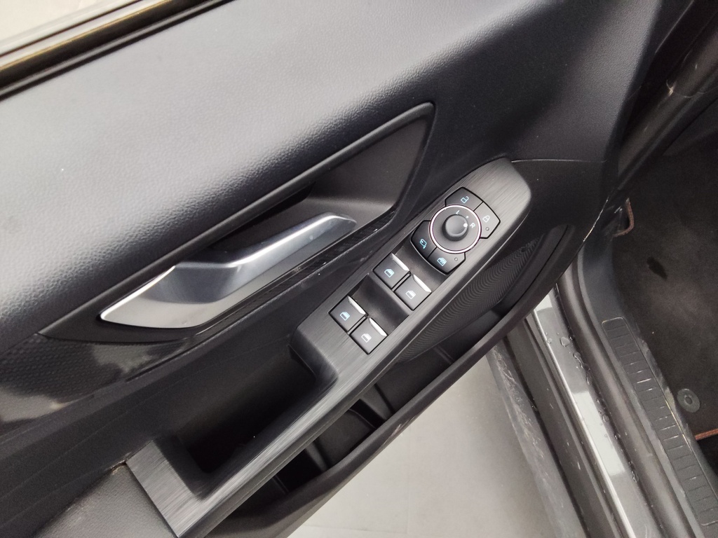 FORD KUGA 2.0 TDCI 120CH ST-LINE POWERSHIFT - ref: 70368 - Photo 18