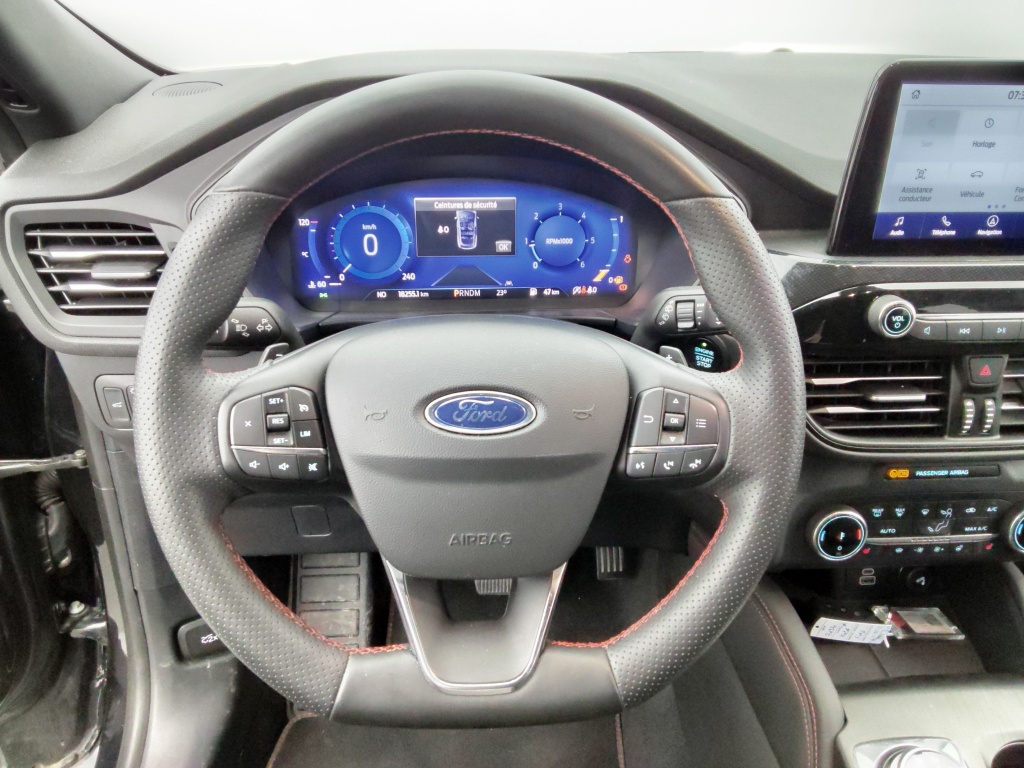 FORD KUGA 2.0 TDCI 120CH ST-LINE POWERSHIFT - ref: 70370 - Photo 17