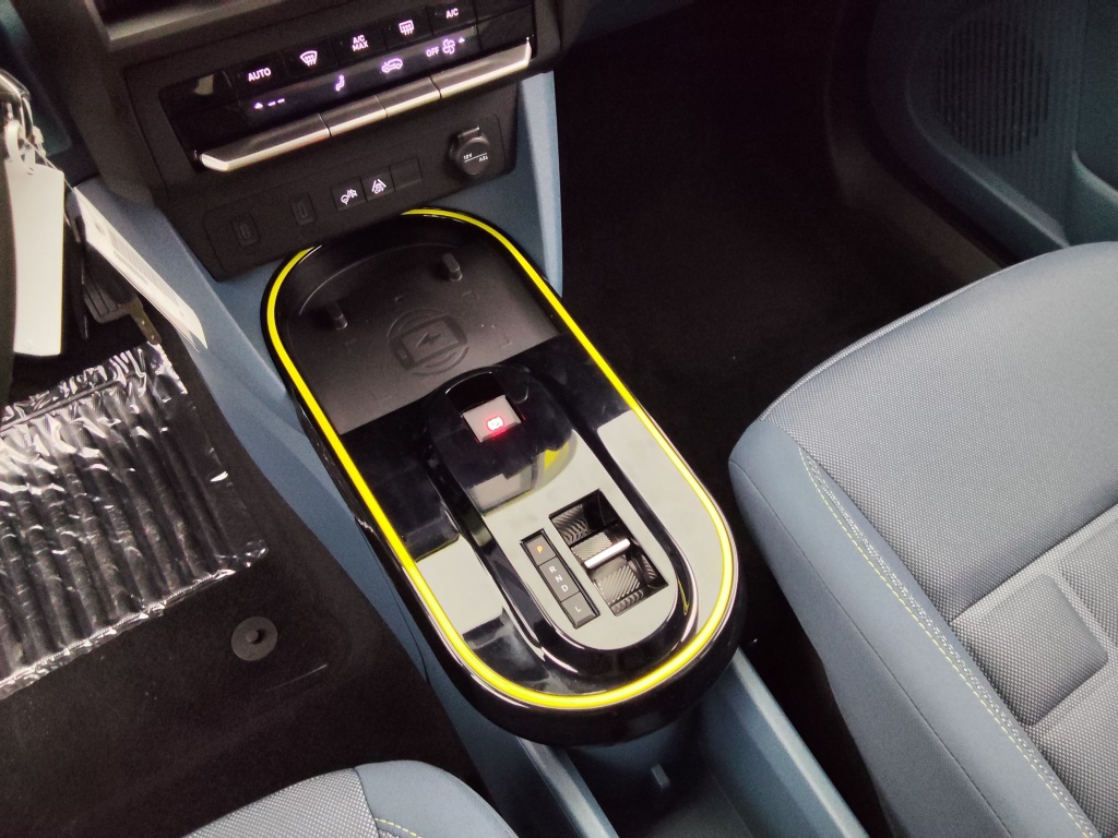 FIAT Grande panda 1.2 HYBRID 100CH LA PRIMA EDCT6 - ref: 70382 - Photo 13