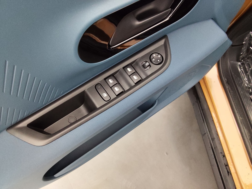 FIAT Grande panda 1.2 HYBRID 100CH LA PRIMA EDCT6 - ref: 70390 - Photo 17