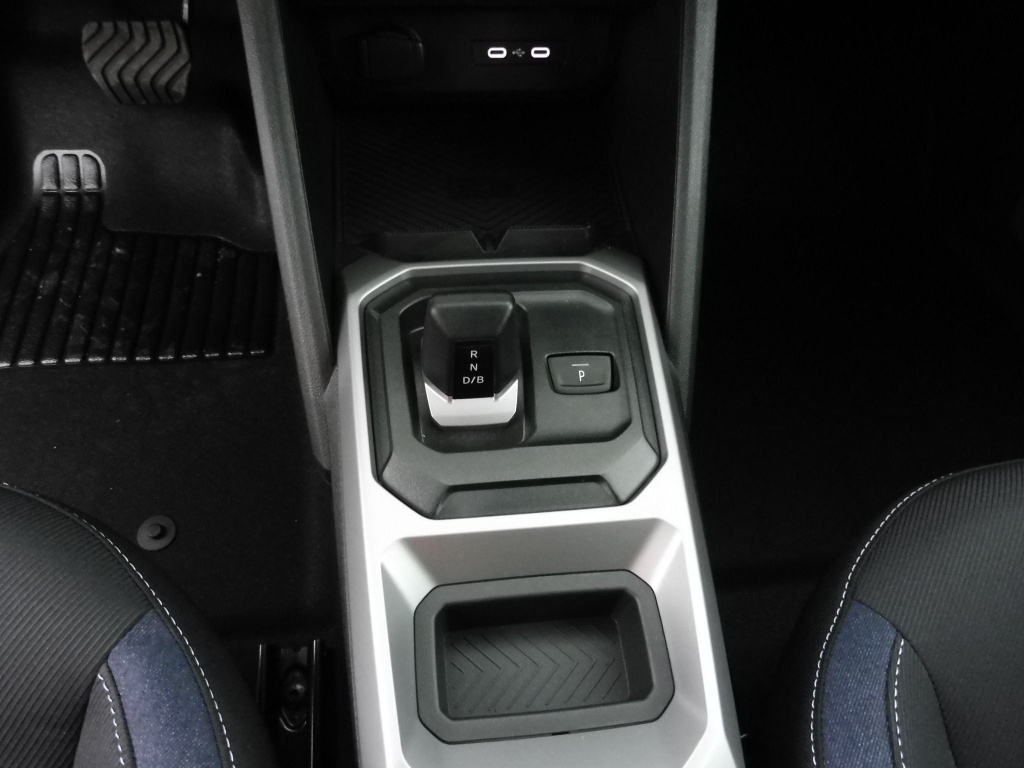 DACIA DUSTER 1.6 HYBRID 140CH JOURNEY 4X2 - ref: 70478 - Photo 14