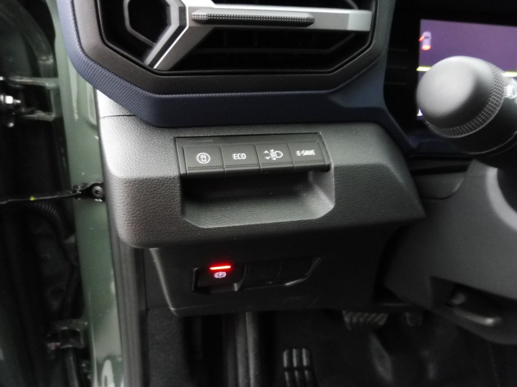DACIA DUSTER 1.6 HYBRID 140CH JOURNEY 4X2 - ref: 70478 - Photo 8