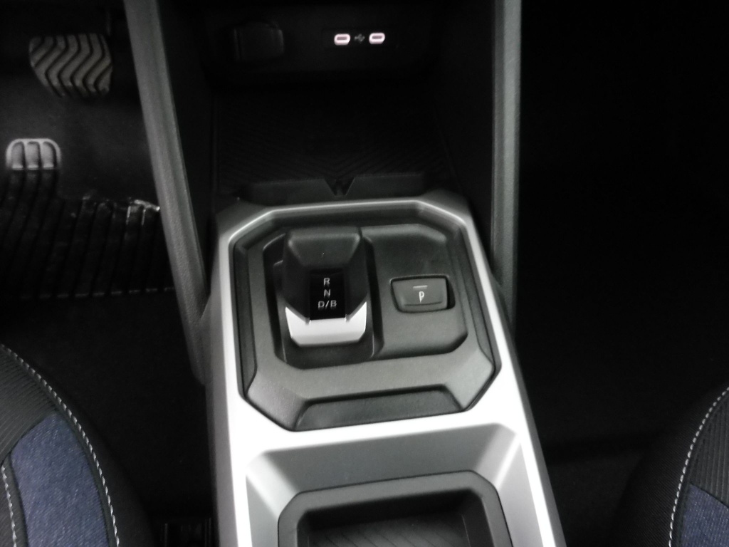 DACIA DUSTER 1.6 HYBRID 140CH JOURNEY 4X2 - ref: 70480 - Photo 14