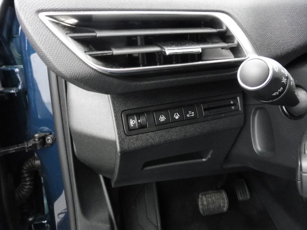 PEUGEOT 3008 HYBRID 136CH ALLURE PACK E-DCS6 - ref: 70512 - Photo 8