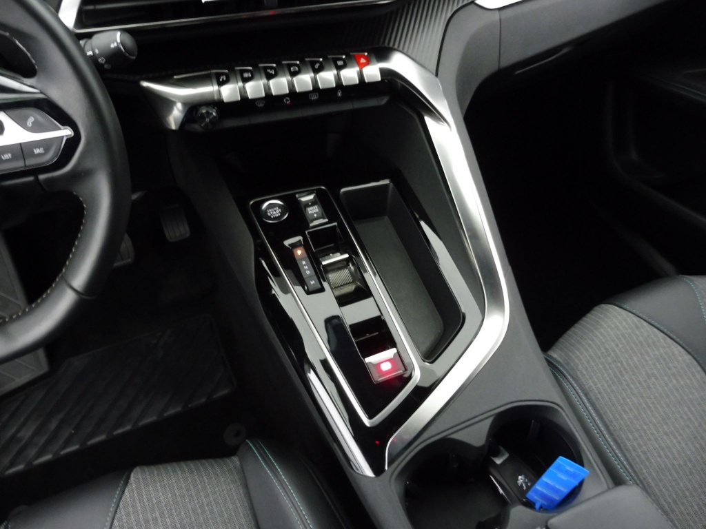 PEUGEOT 3008 HYBRID 136CH ALLURE PACK E-DCS6 - ref: 70514 - Photo 14