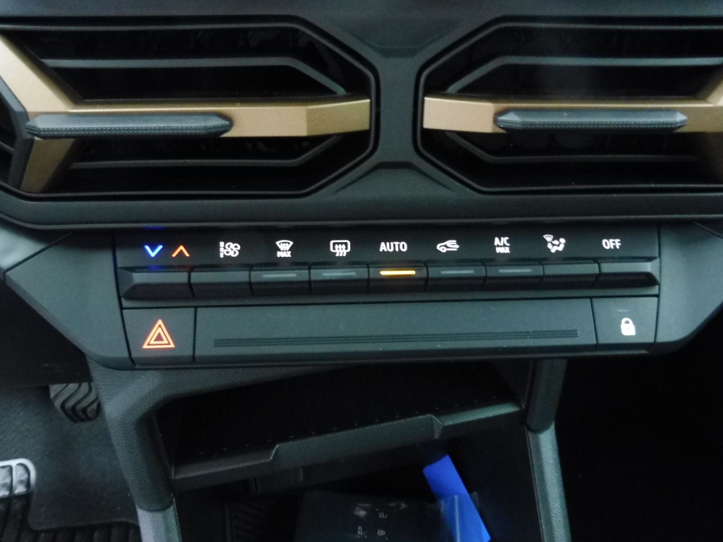 DACIA DUSTER 1.2 TCE MILD HYBRID 130CH EXTREME 4X2 - ref: 70546 - Photo 7