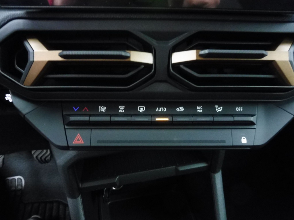 DACIA DUSTER 1.2 TCE MILD HYBRID 130CH EXTREME 4X2 - ref: 70555 - Photo 7