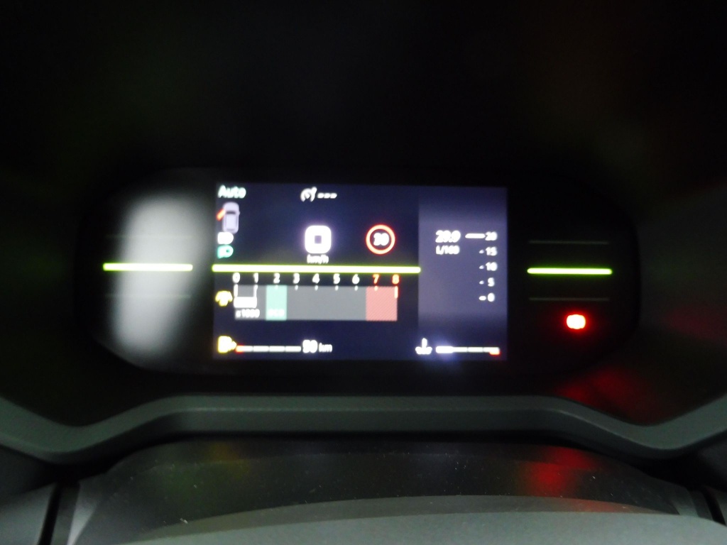 DACIA DUSTER 1.2 TCE MILD HYBRID 130CH EXTREME 4X4 - ref: 70563 - Photo 9