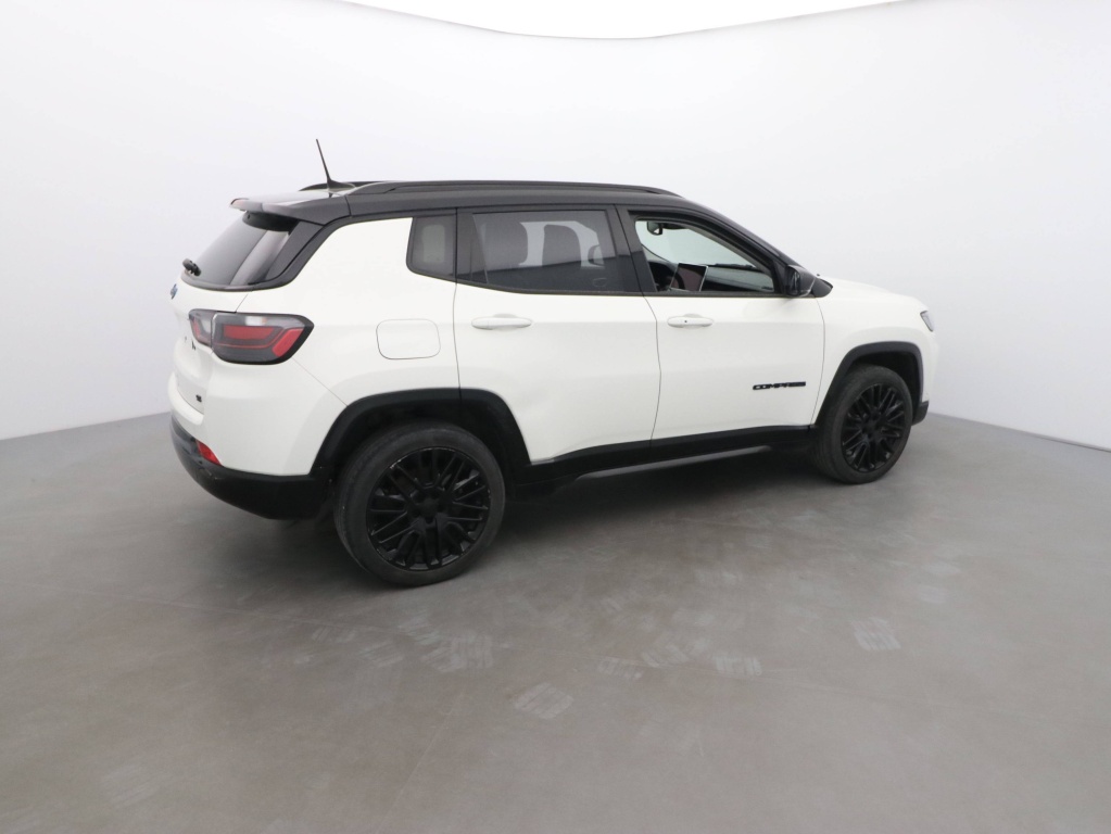 JEEP Compass 1.3 TURBO T4 240CH PHEV 4XE S AT6 EAWD - ref: 70839 - Photo 4