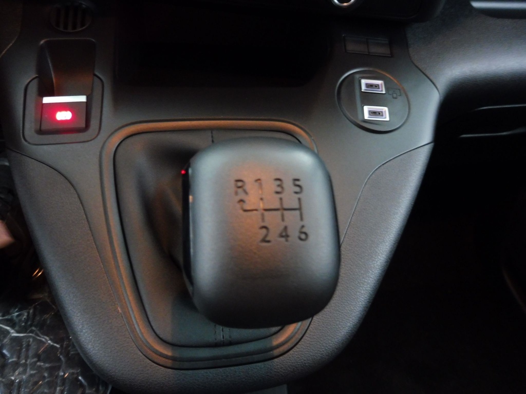 PEUGEOT PARTNER M 650KG BLUEHDI 100CH S&S - ref: 70938 - Photo 14