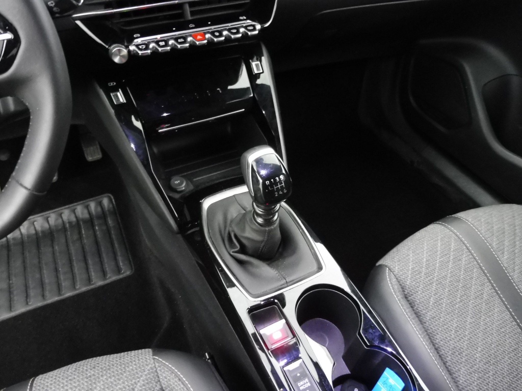 PEUGEOT 2008 1.2 100CH S&S ALLURE - ref: 70984 - Photo 13