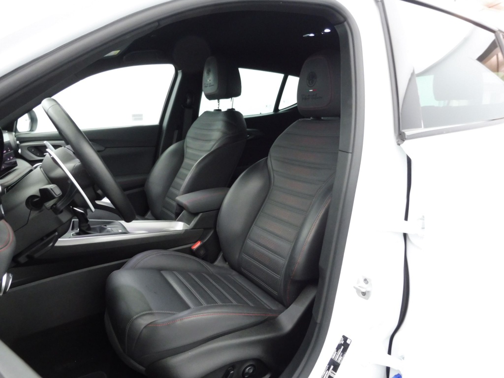 ALFA ROMEO Tonale 1.5 HYBRID 160CH TRIBUTO ITALIANO TCT - ref: 71005 - Photo 15