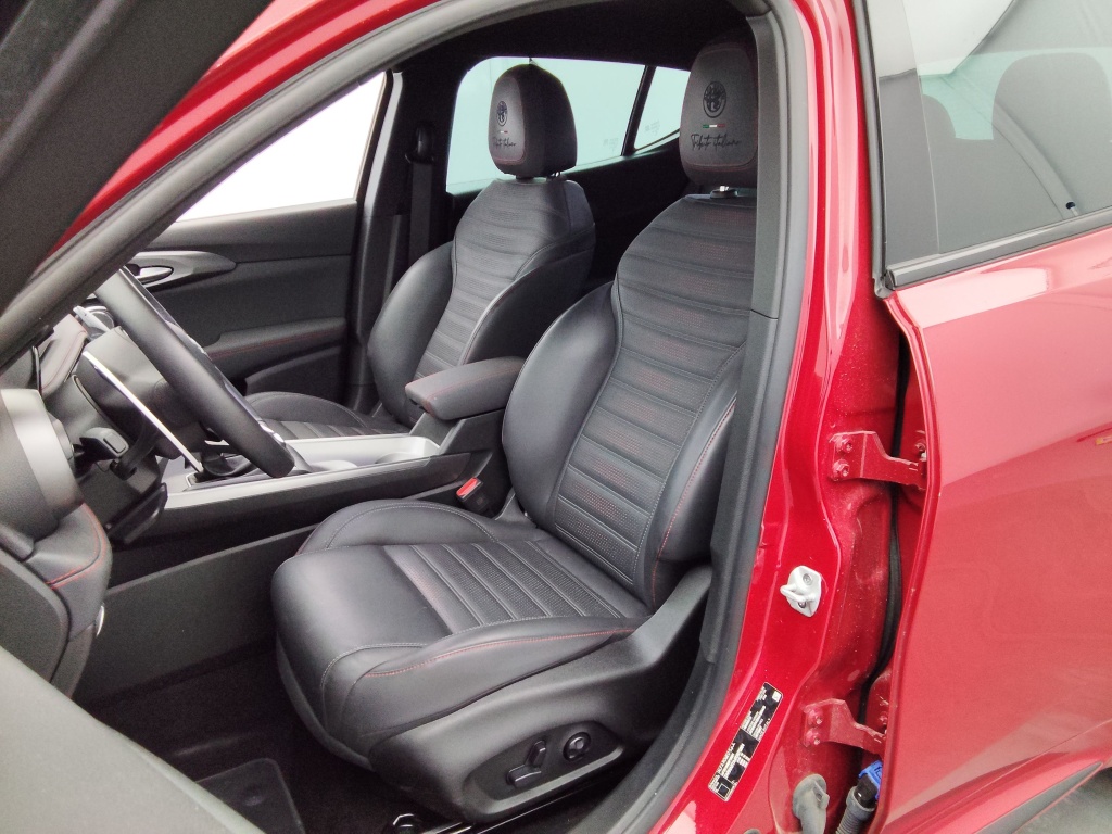 ALFA ROMEO Tonale 1.5 HYBRID 160CH TRIBUTO ITALIANO TCT - ref: 71008 - Photo 15