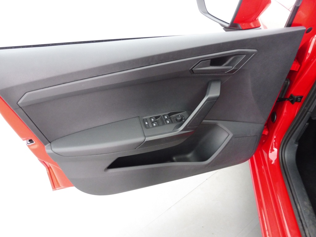 SEAT Ibiza 1.0 TSI 95CH STYLE - ref: 71134 - Photo 16