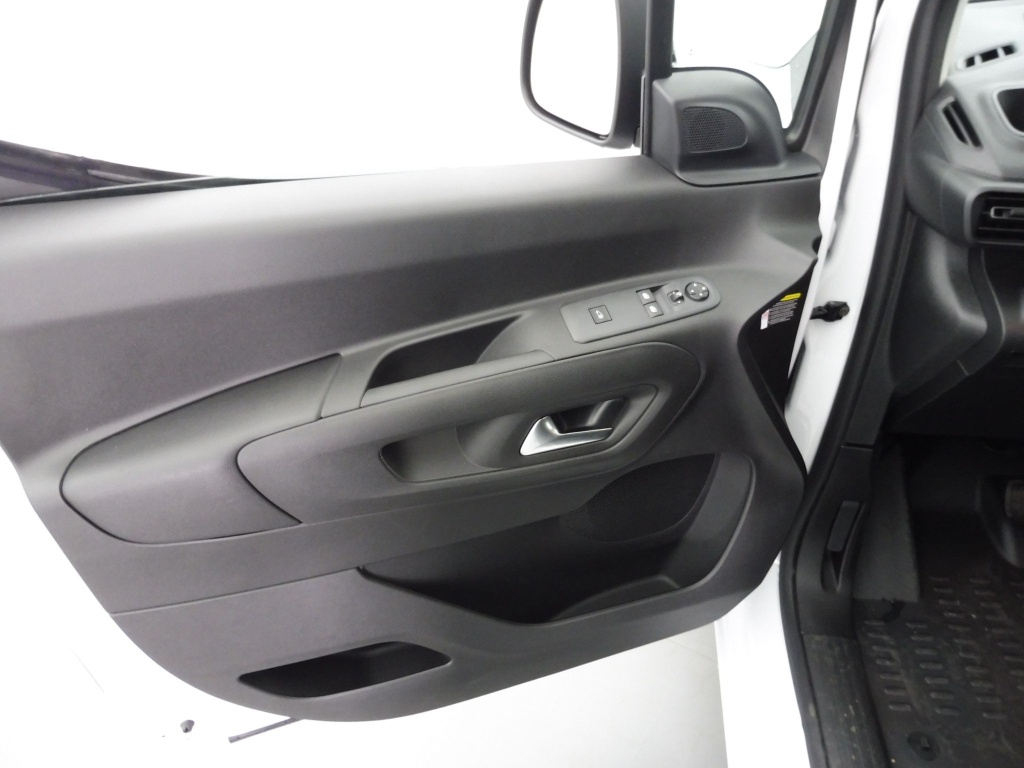 PEUGEOT Partner XL 950KG BLUEHDI 130CH S&S EAT8 - ref: 71280 - Photo 18