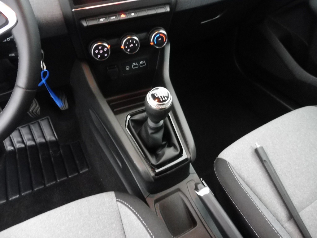 RENAULT Clio 1.5 BLUE DCI 100CH EVOLUTION GSR2 - ref: 71347 - Photo 11