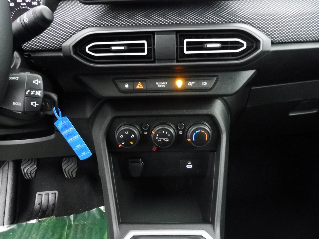 DACIA Jogger 1.0 ECO-G 100CH EXPRESSION 7 PLACES -24 - ref: 71418 - Photo 6