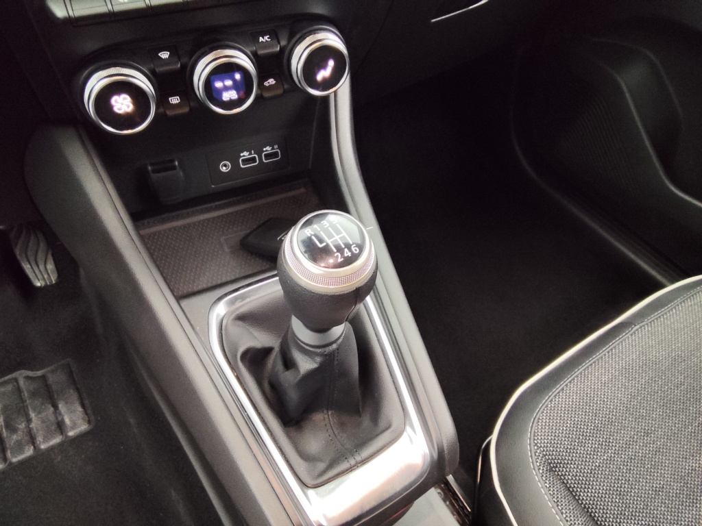 RENAULT Captur 1.0 TCE 90CH TECHNO - ref: 71549 - Photo 14