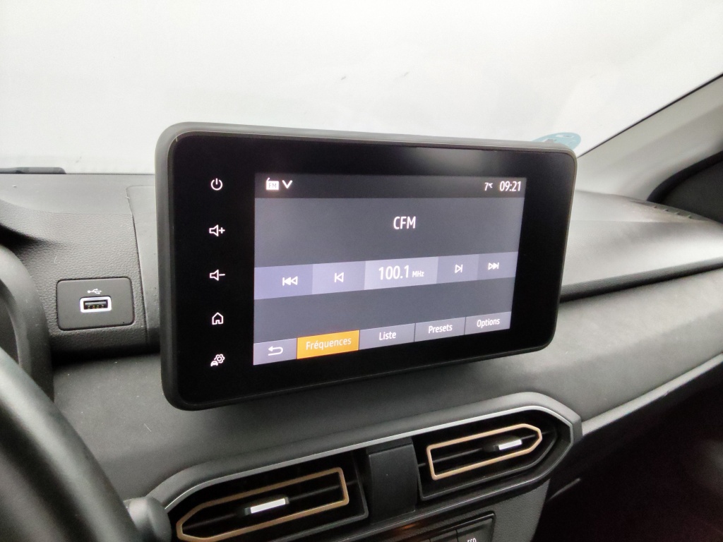 DACIA Sandero 1.0 TCE 110CH STEPWAY EXTREME + - ref: 71942 - Photo 13