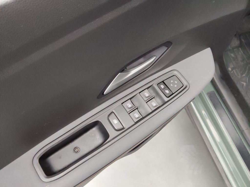 DACIA Sandero 1.0 TCE 110CH STEPWAY EXTREME + - ref: 71942 - Photo 18