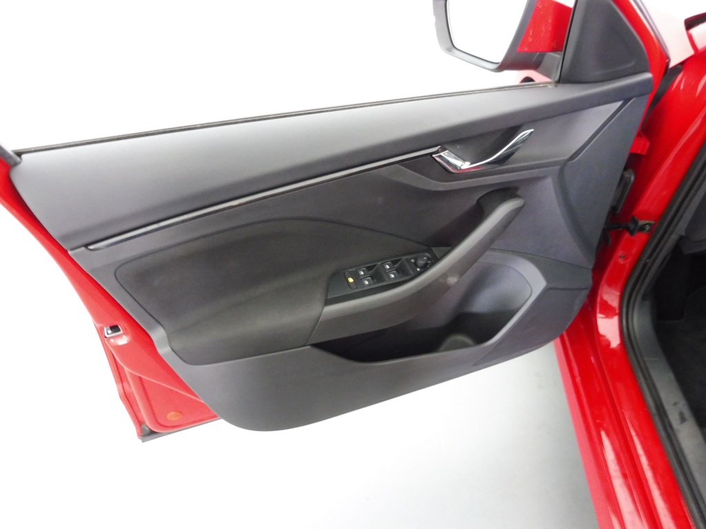 SKODA Kamiq 1.0 TSI 115CH SELECTION - ref: 72062 - Photo 17