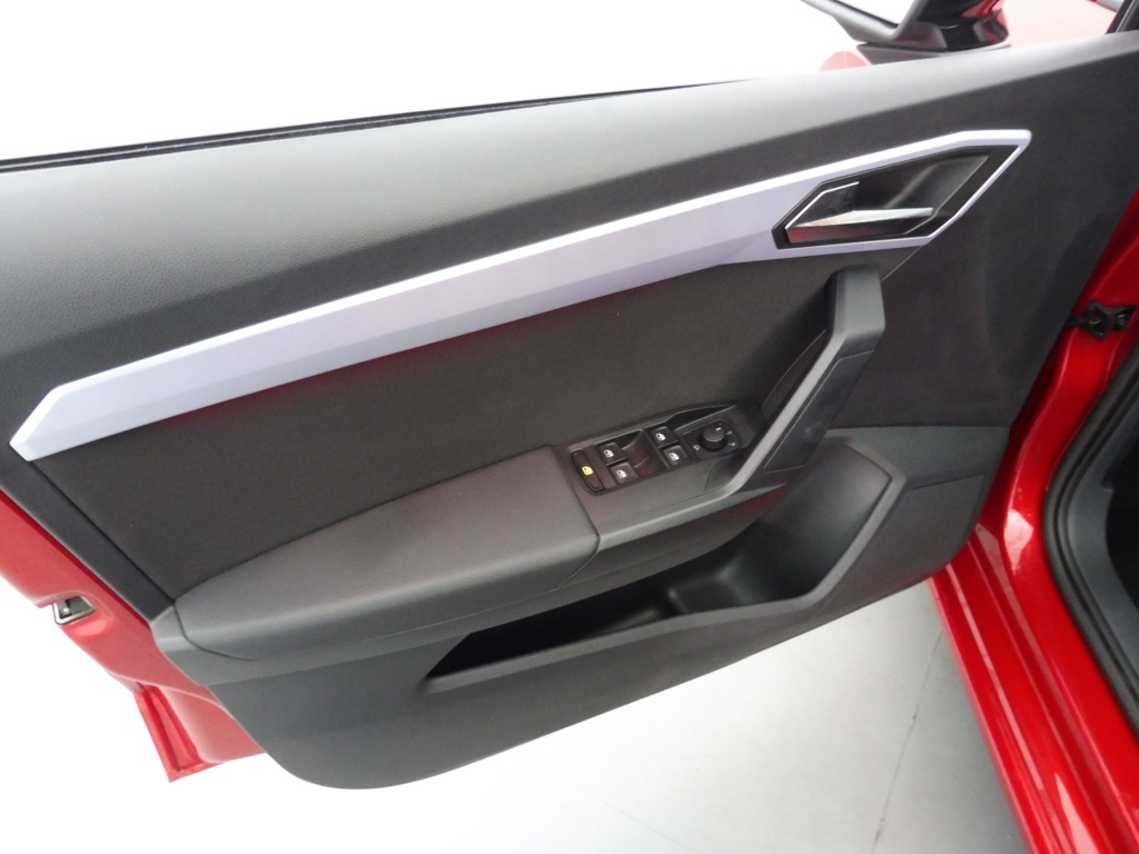 SEAT Ibiza 1.0 TSI 110CH FR - ref: 72141 - Photo 18