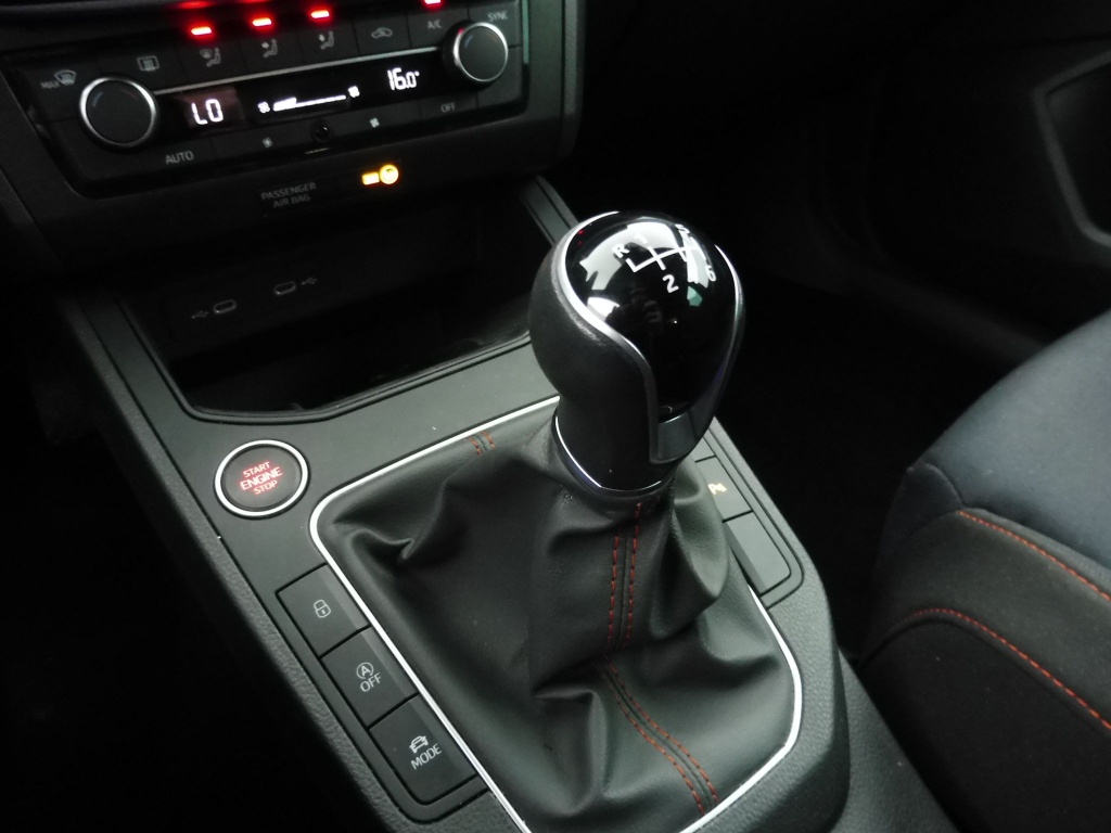 SEAT Ibiza 1.0 TSI 110CH FR - ref: 72161 - Photo 14