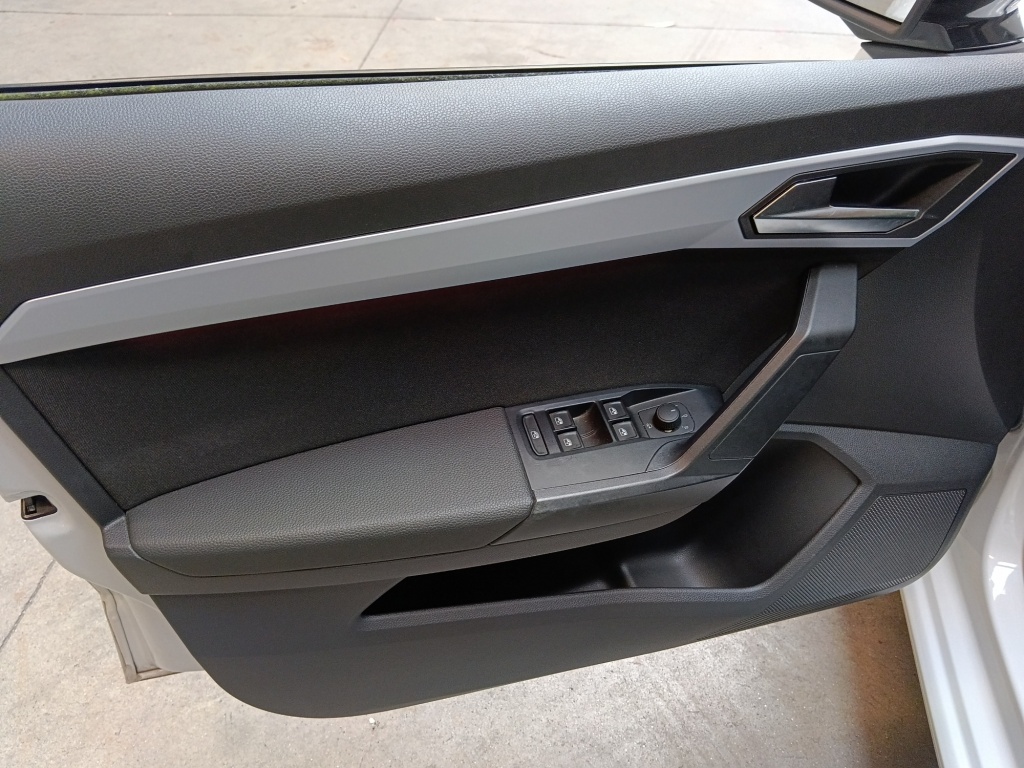 SEAT Ibiza 1.0 TSI 110CH FR - ref: 72200 - Photo 11