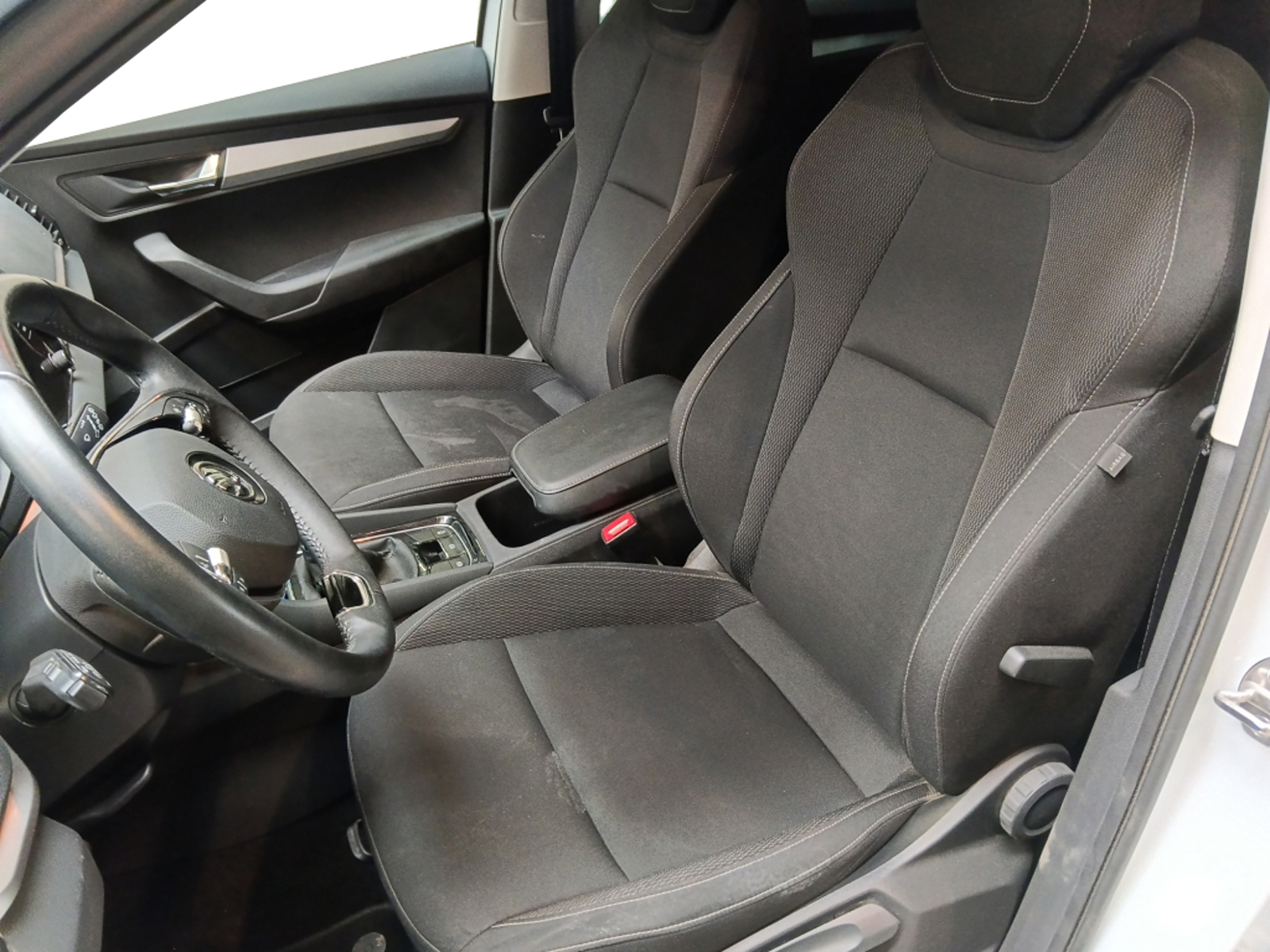 SKODA Karoq 2.0 TDI 115CH SELECTION - ref: 72244 - Photo 10