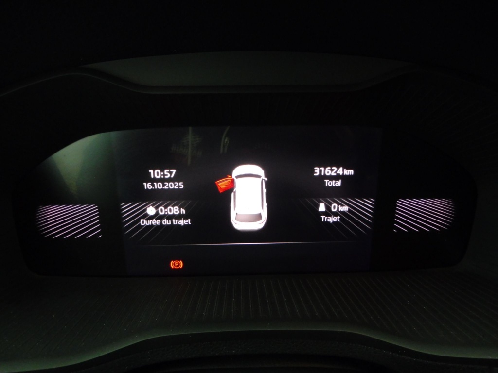 SKODA Karoq 2.0 TDI 115CH SELECTION - ref: 72248 - Photo 8