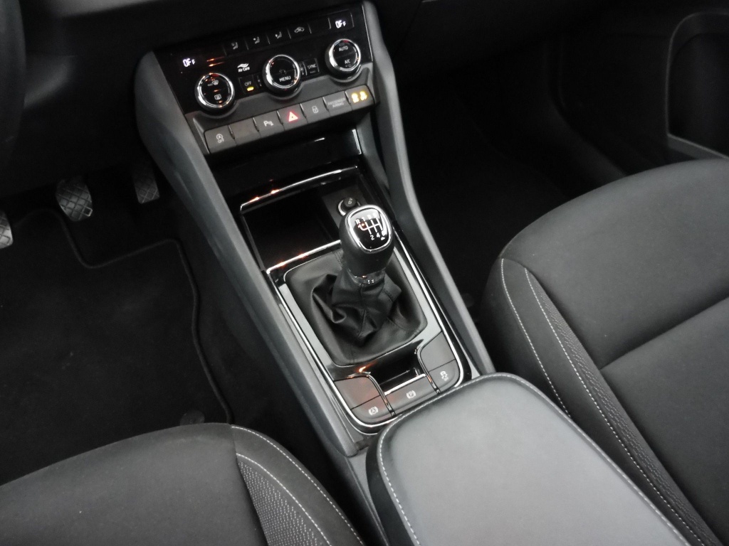 SKODA Karoq 2.0 TDI 115CH SELECTION - ref: 72258 - Photo 13