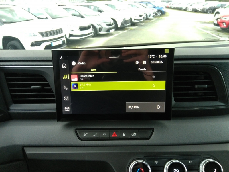 RENAULT Master F3500 L2H2 2.0 BLUE DCI 150CH EXTRA AUTO - 25 - ref: 72323 - Photo 9