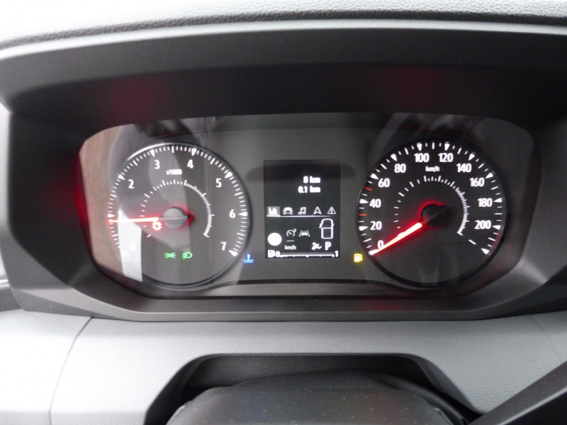 RENAULT Master F3500 L2H2 2.0 BLUE DCI 150CH EXTRA AUTO - 25 - ref: 72325 - Photo 14