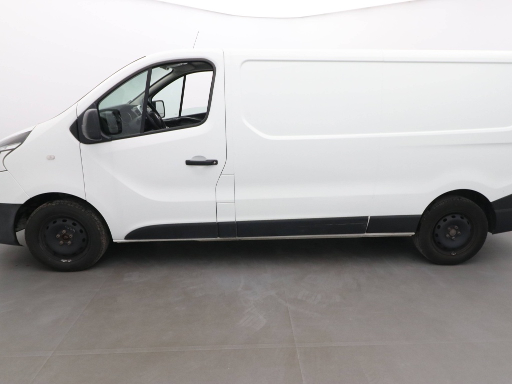 RENAULT Trafic L2H1 1300 2.0 DCI 120CH GRAND CONFORT S&S E6 - ref: 72341 - Photo 2