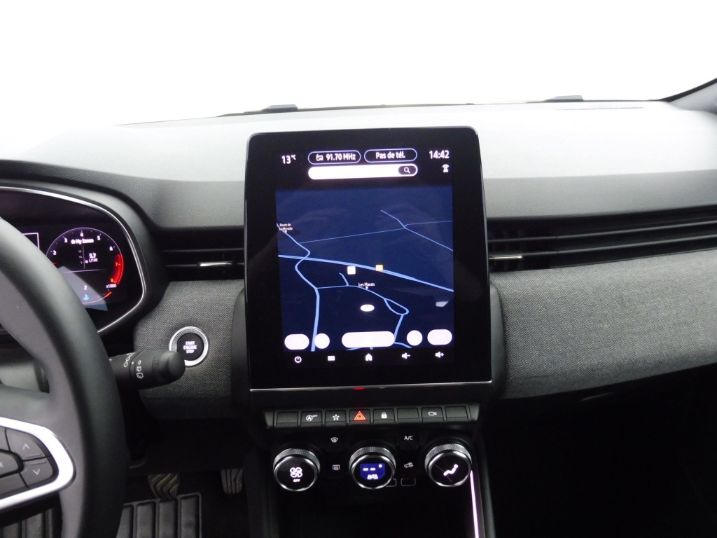 RENAULT Clio 1.0 TCE 90CH TECHNO - ref: 72402 - Photo 10