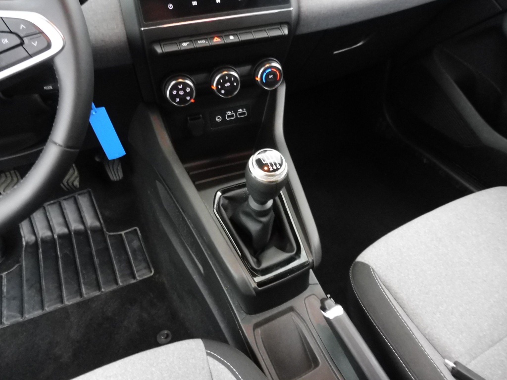 RENAULT Clio 1.5 BLUE DCI 100CH EVOLUTION GSR2 - ref: 72425 - Photo 12