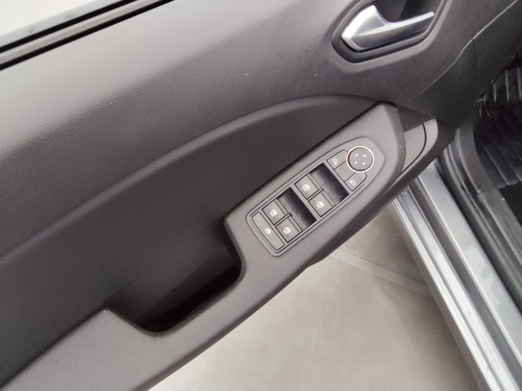 RENAULT Clio 1.5 BLUE DCI 100CH EVOLUTION GSR2 - ref: 72487 - Photo 17