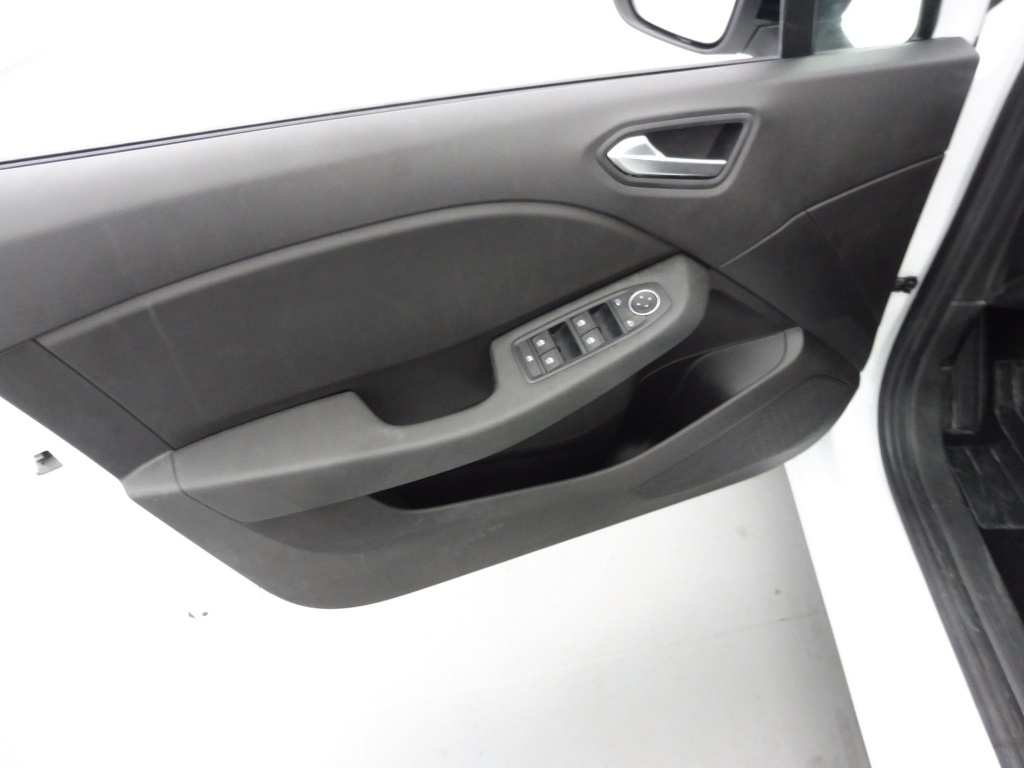 RENAULT Clio 1.5 BLUE DCI 100CH EVOLUTION GSR2 - ref: 72488 - Photo 15