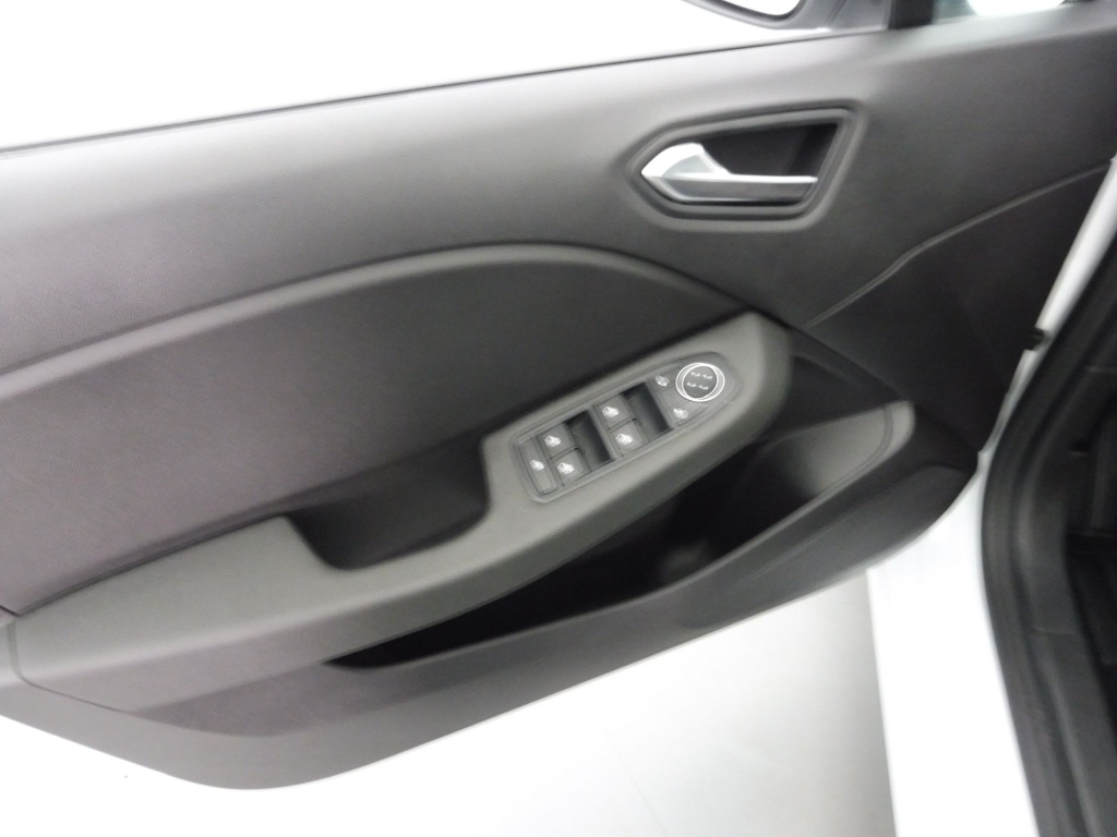 RENAULT Clio 1.5 BLUE DCI 100CH EVOLUTION GSR2 - ref: 72499 - Photo 18