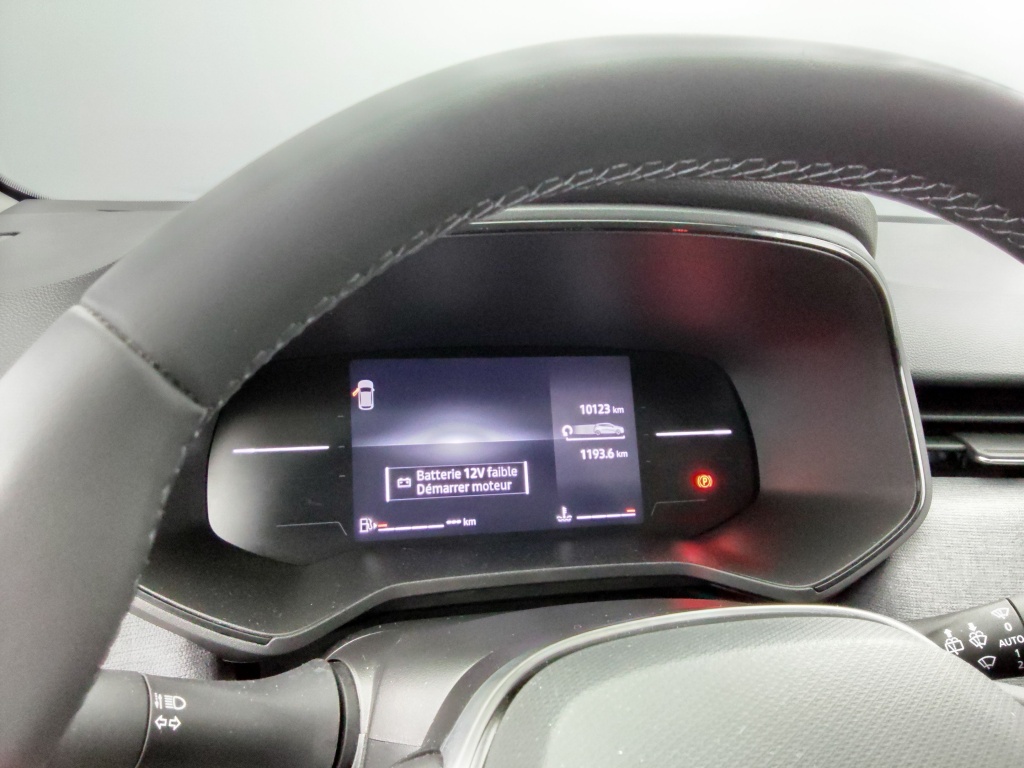 RENAULT Clio 1.5 BLUE DCI 100CH EVOLUTION GSR2 - ref: 72530 - Photo 9