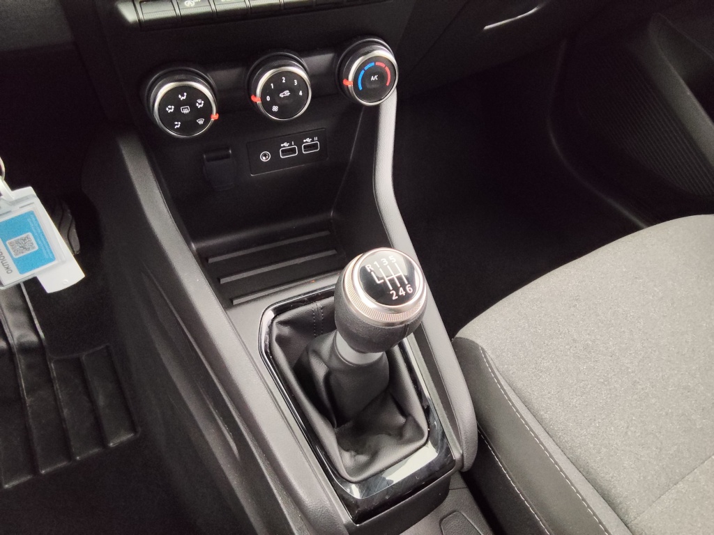 RENAULT Clio 1.5 BLUE DCI 100CH EVOLUTION GSR2 - ref: 72531 - Photo 13