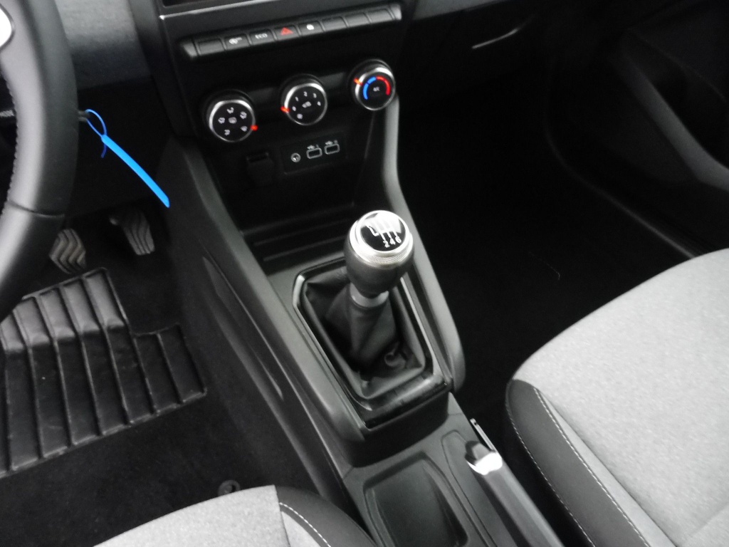 RENAULT Clio 1.5 BLUE DCI 100CH EVOLUTION GSR2 - ref: 72541 - Photo 6