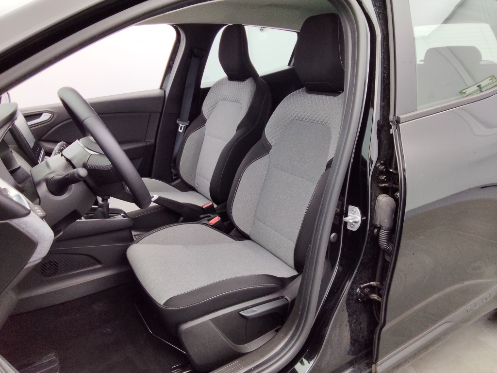 RENAULT Clio 1.5 BLUE DCI 100CH EVOLUTION GSR2 - ref: 72573 - Photo 15